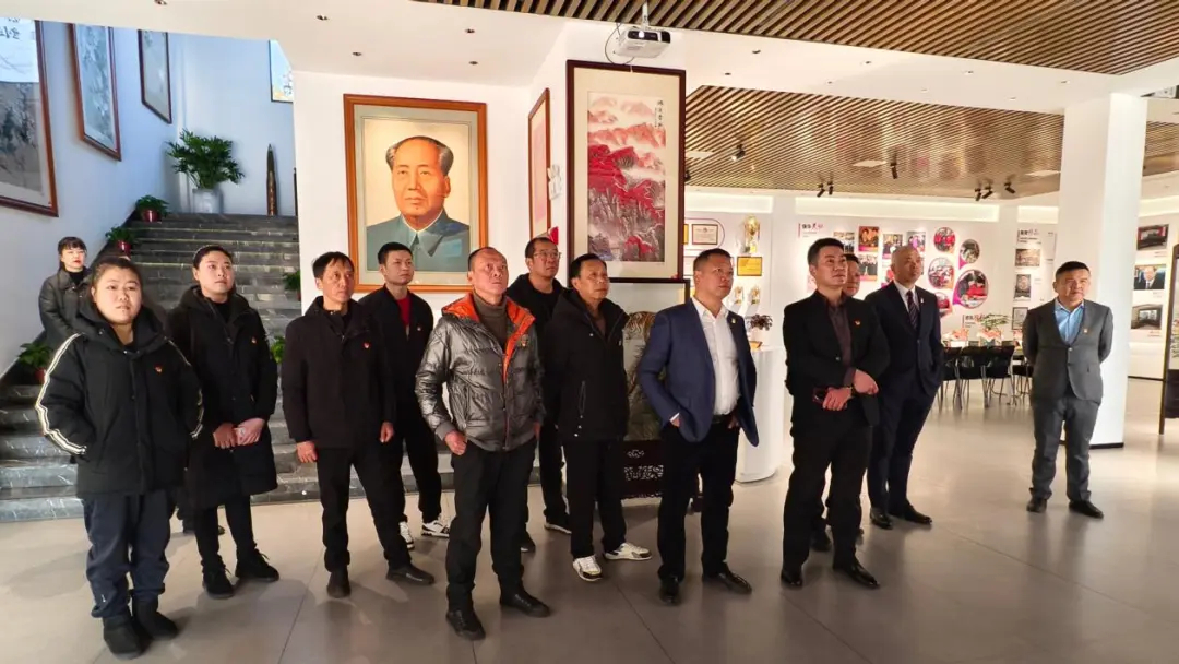 长沙市机电商会党支部主题党日活动“迎元旦、绣党旗、感党恩”